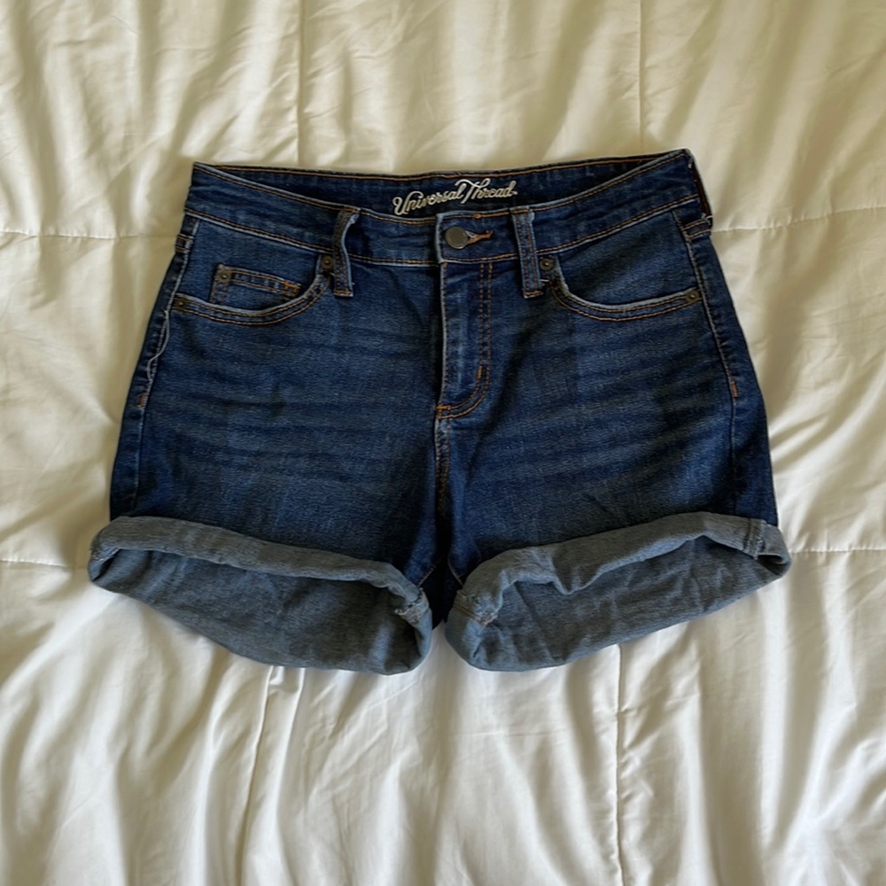 Mid Ride Boyfriend Short